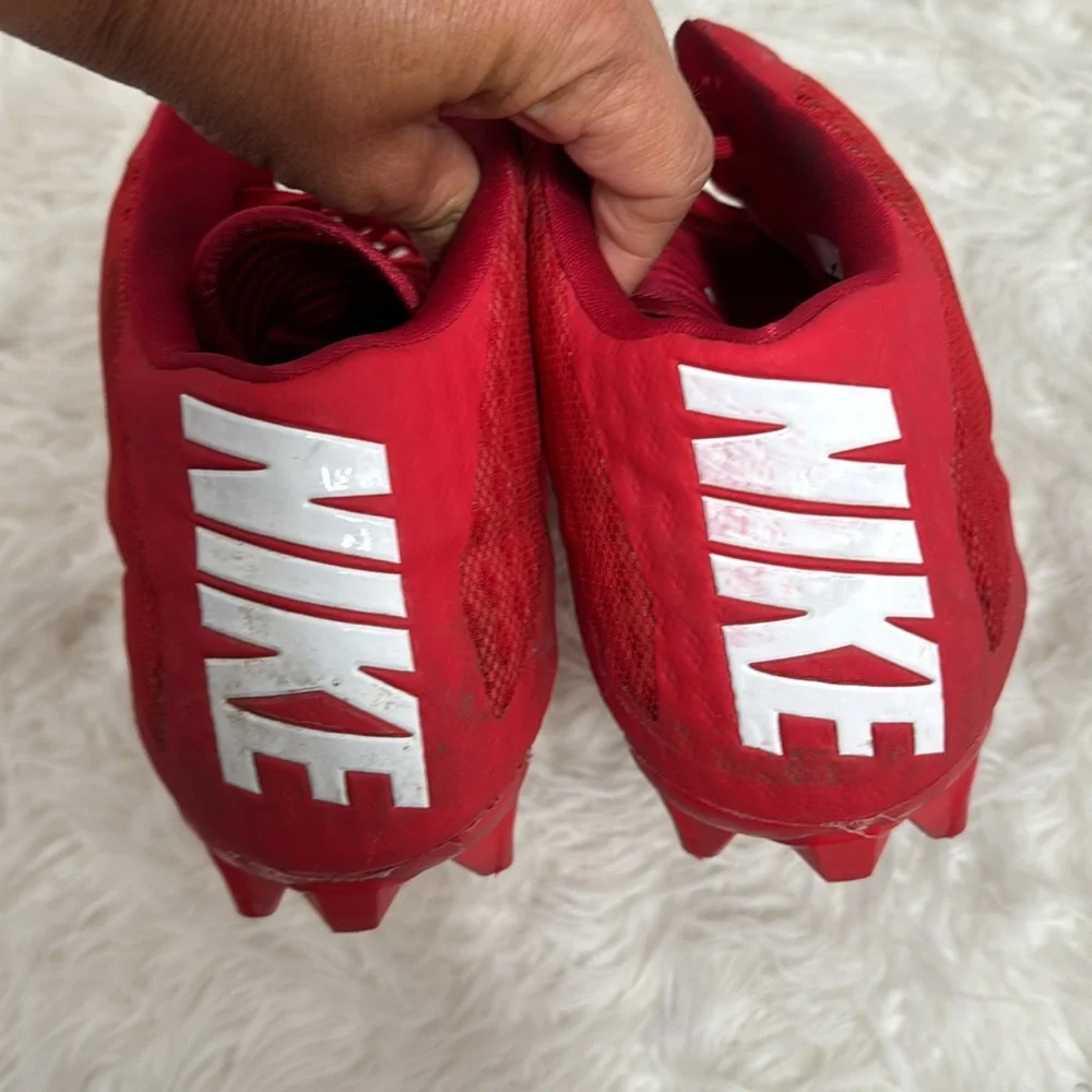 NIKE VAPOR SPEED RED FOOTBALL CLEATS